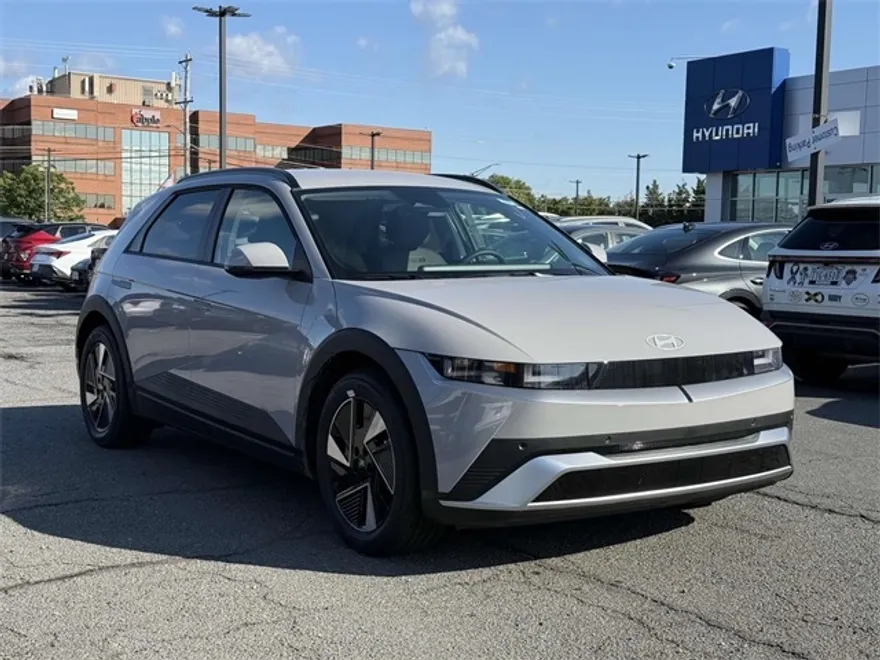 2025 Hyundai Ioniq 5 SEL photo 1