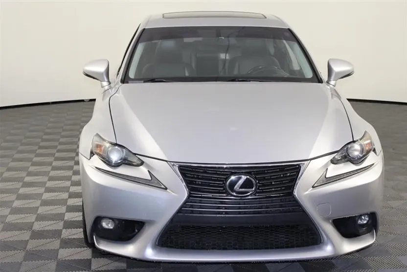 2015 Lexus IS 250 photo 1