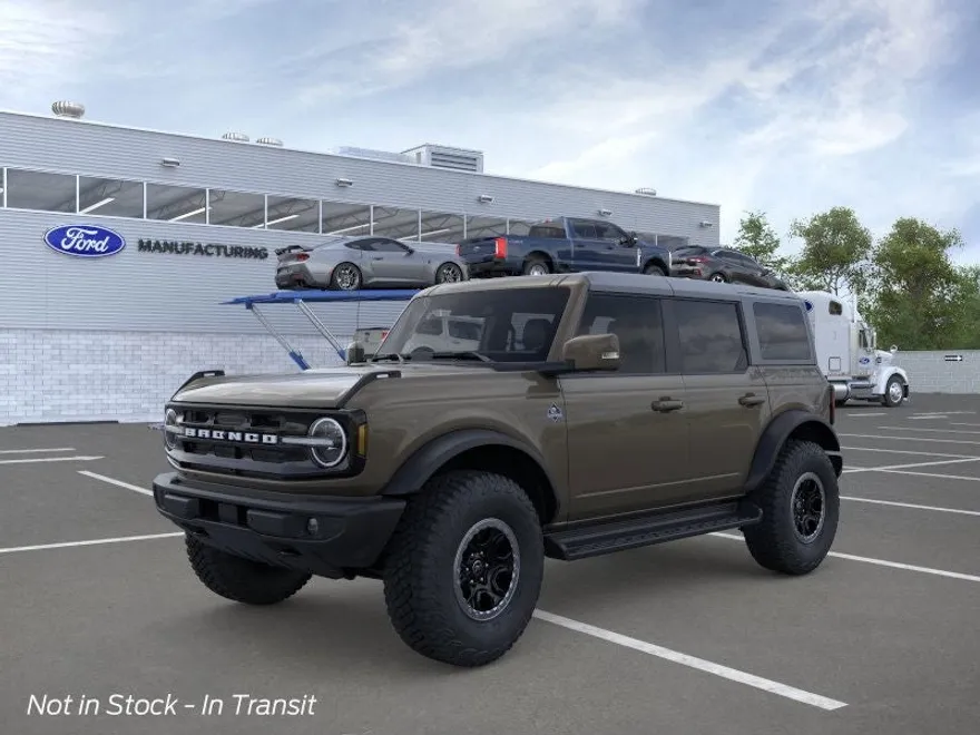 2025 Ford Bronco Outer Banks photo 1