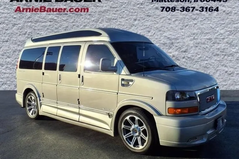 2017 Gmc Savana Cargo 2500 photo 1