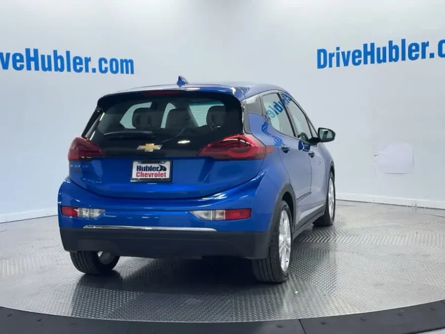 2017 Chevrolet Bolt EV photo 1