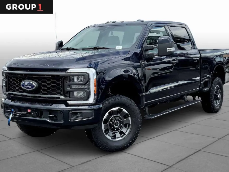 2023 Ford F-250 Lariat photo 1