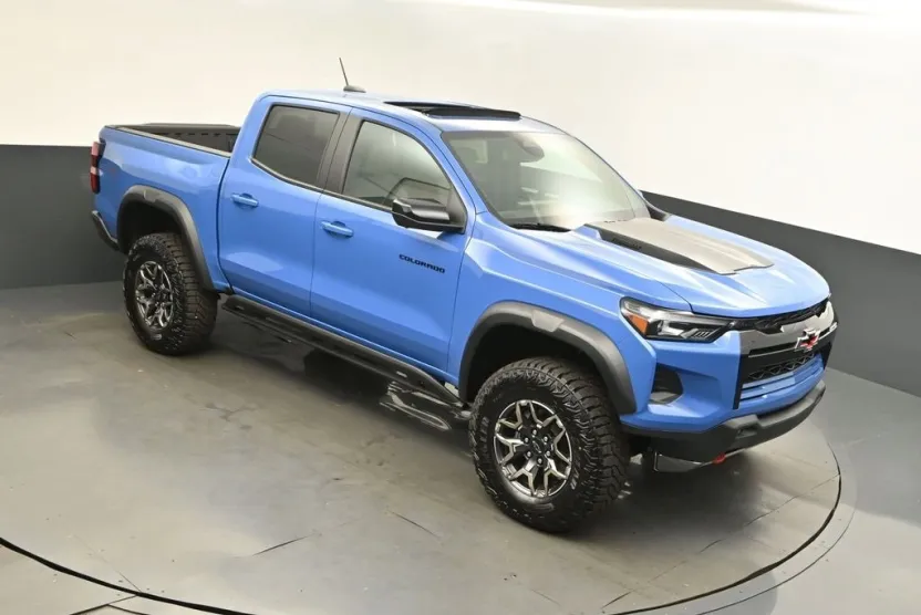 2025 Chevrolet Colorado ZR2 photo 1