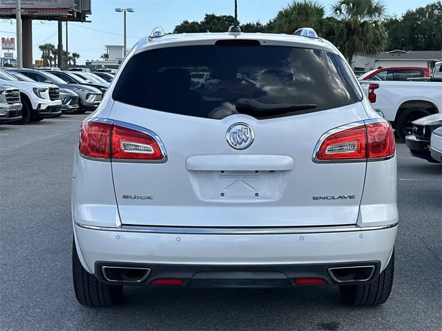 2017 Buick Enclave Premium photo 1