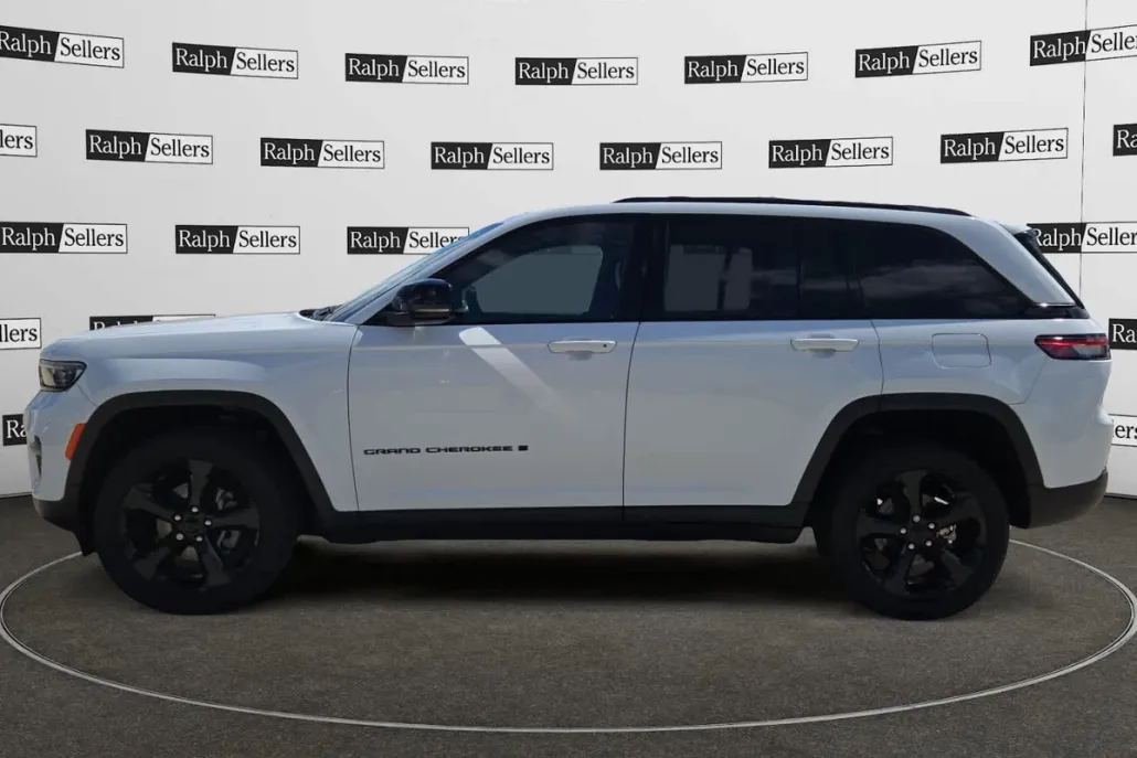 2024 Jeep Grand Cherokee Altitude X photo 1