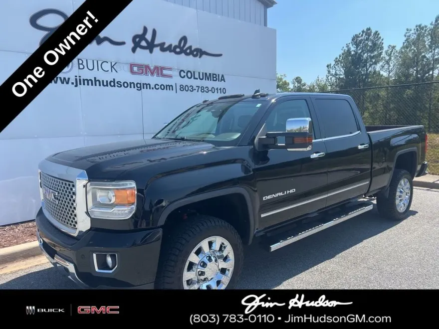 2016 Gmc Sierra 2500 HD Denali photo 1