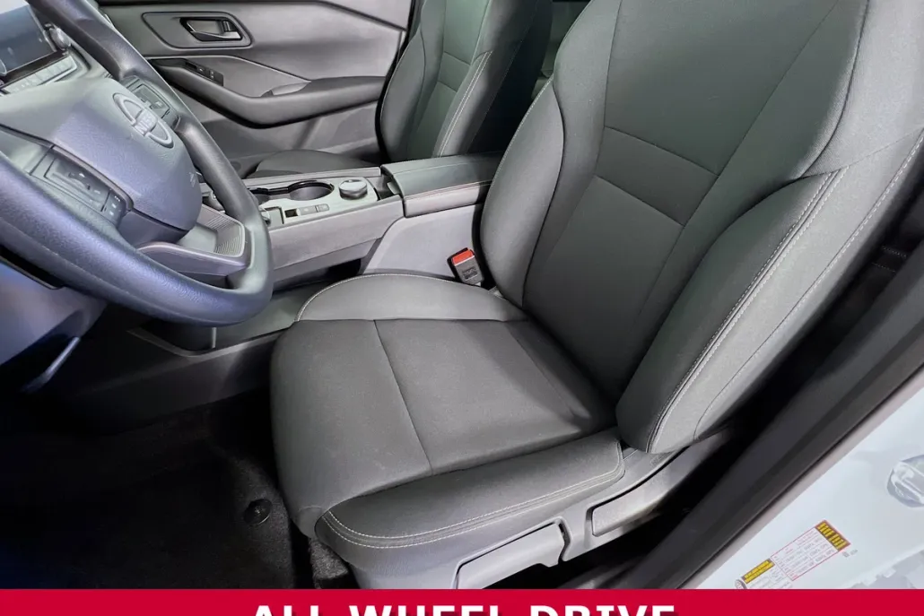 2025 Nissan Rogue S photo 1
