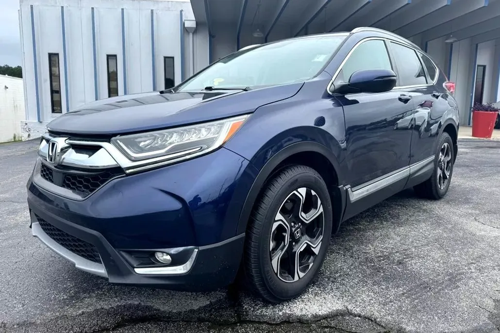 2019 Honda CR-V Touring photo 1