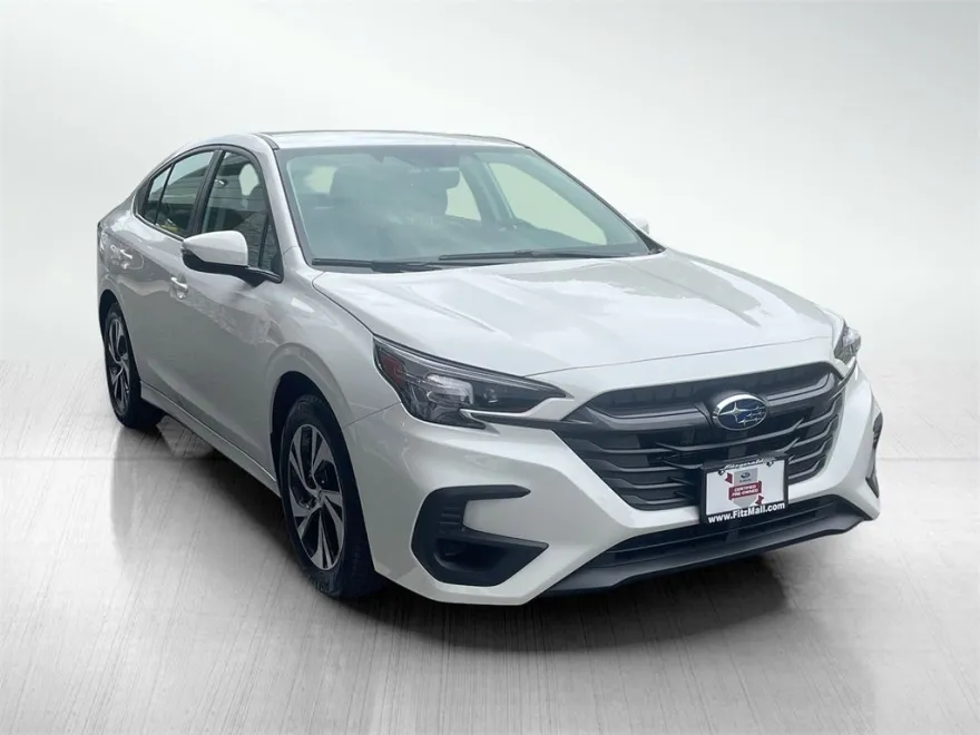 2025 Subaru Legacy Premium photo 1