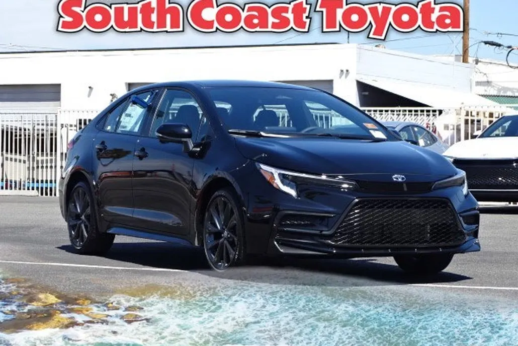 2025 Toyota Corolla SE photo 1