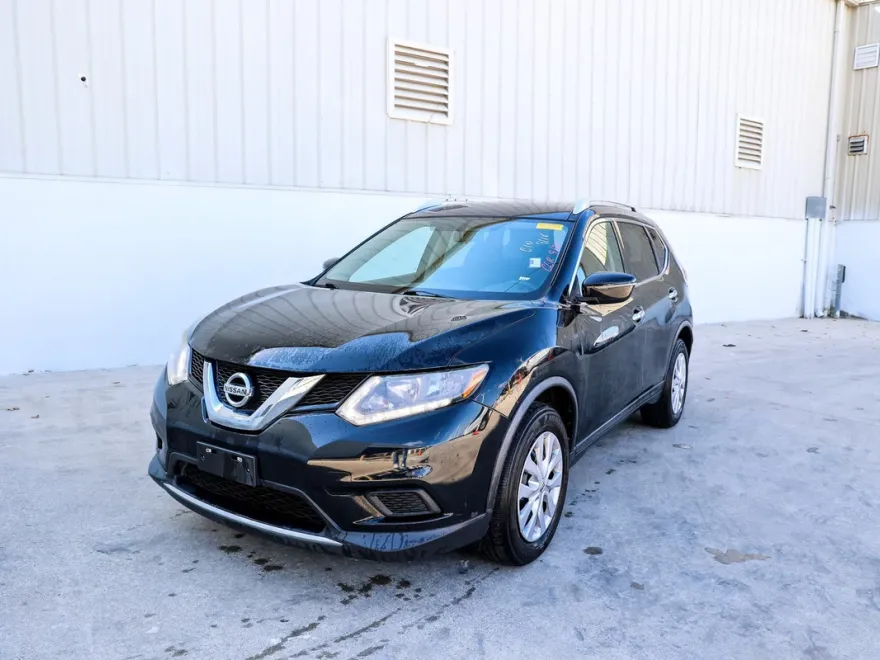2016 Nissan Rogue S photo 1