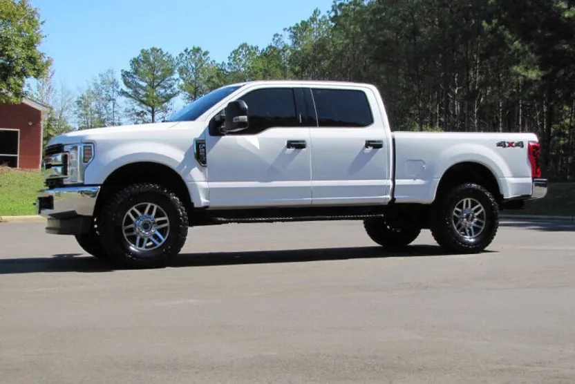 2018 Ford F-250 photo 1