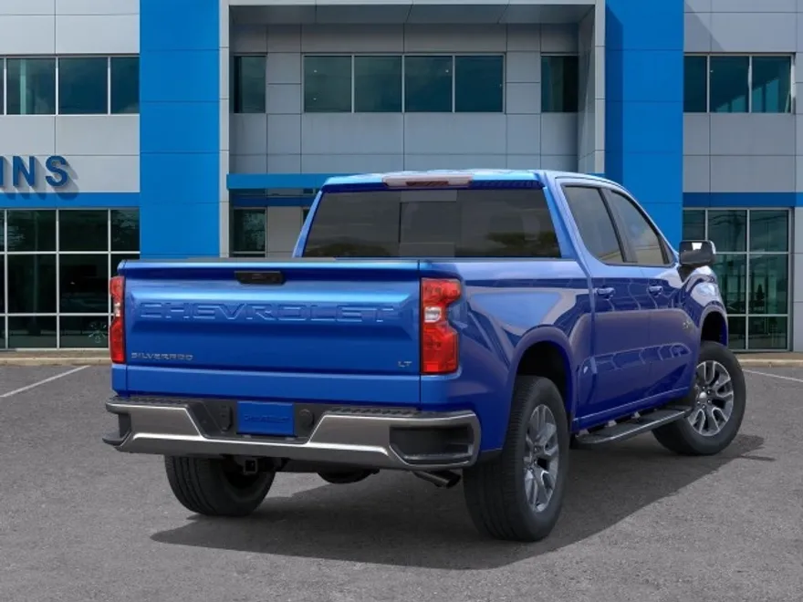 2026 Chevrolet Silverado 1500 LT photo 1