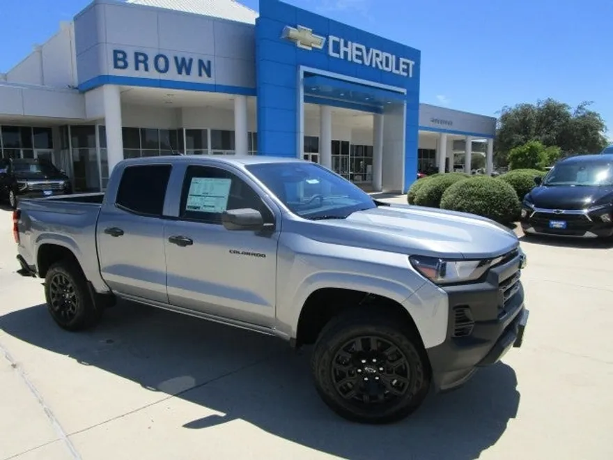 2026 Chevrolet Colorado Work Truck photo 1