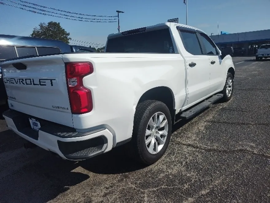 2020 Chevrolet Silverado 1500 Custom photo 1