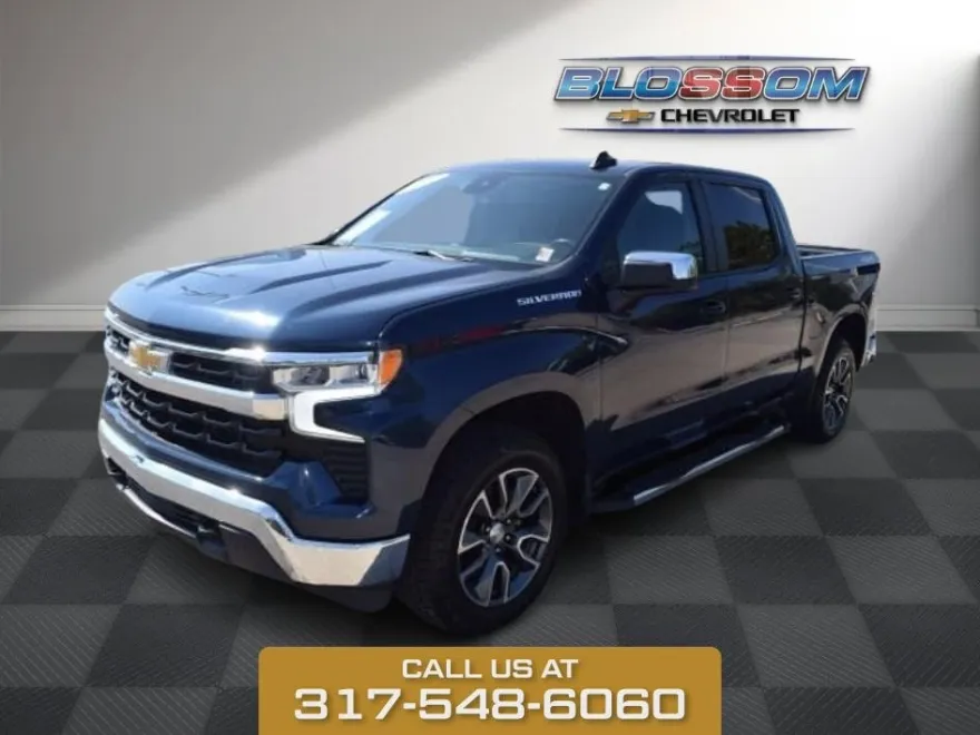 2022 Chevrolet Silverado 1500 LT photo 1