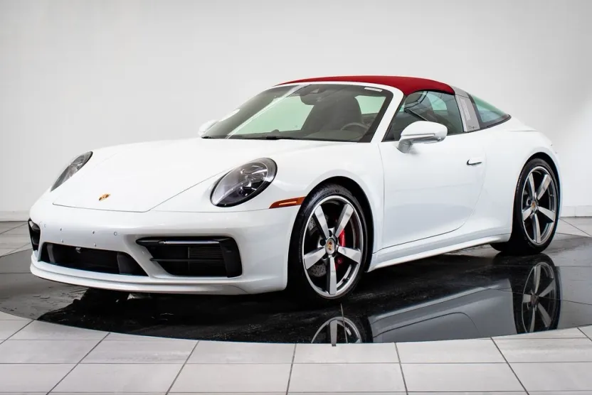 2024 Porsche 911 Targa 4S photo 1