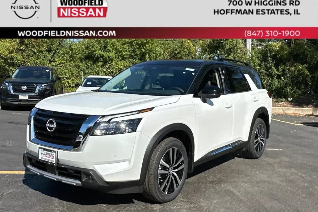 2025 Nissan Pathfinder Platinum photo 1