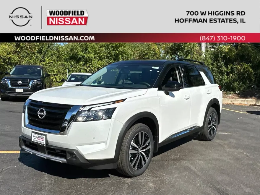 2025 Nissan Pathfinder Platinum photo 1