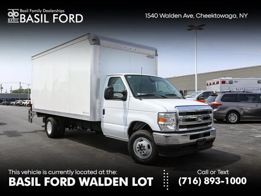 2026 Ford E-450 photo 1