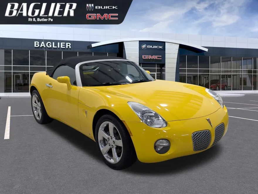 2008 Pontiac Solstice Base photo 1