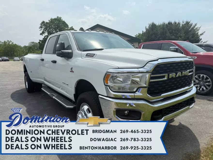 2023 Ram 3500 Lone Star photo 1