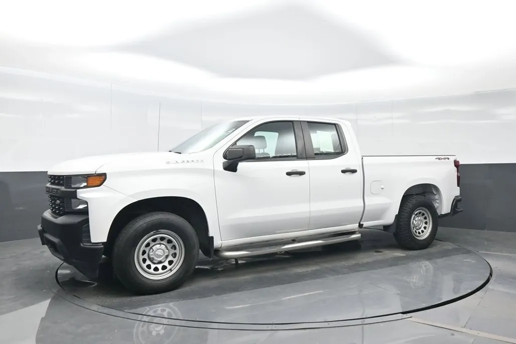 2020 Chevrolet Silverado 1500 photo 1