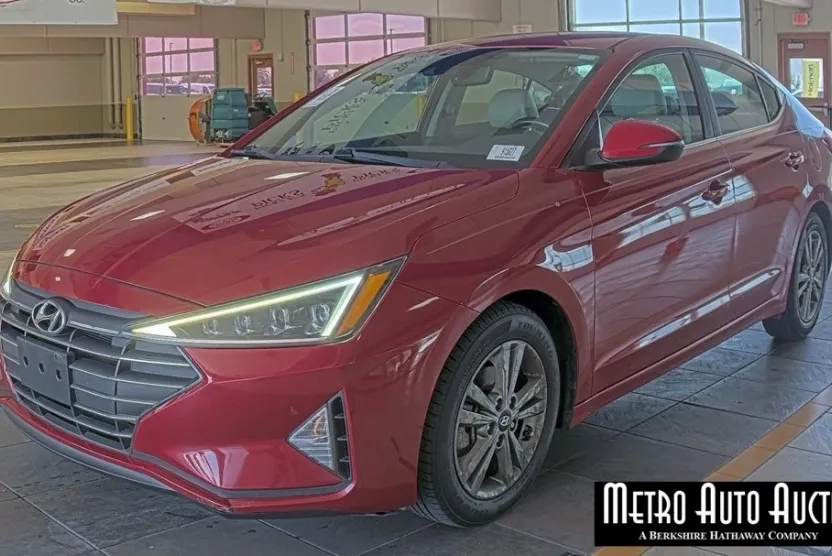 2020 Hyundai Elantra Limited photo 1