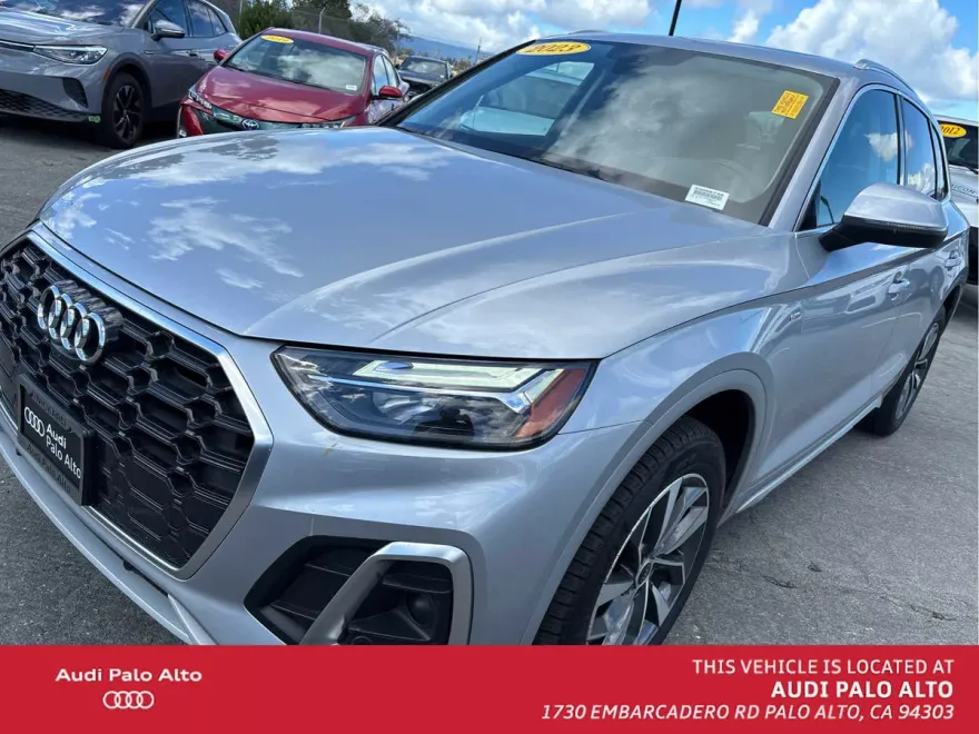 2023 Audi Q5 S line Premium Plus photo 1