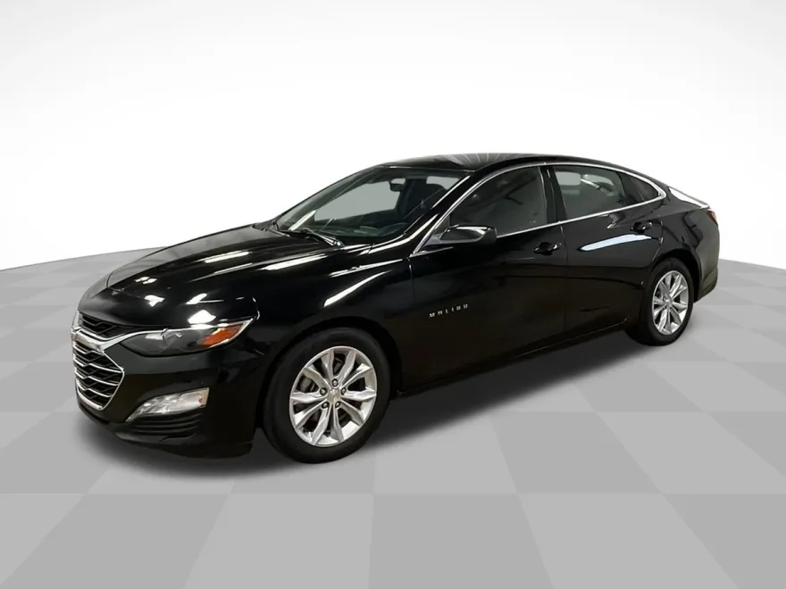 2021 Chevrolet Malibu 1LT photo 1