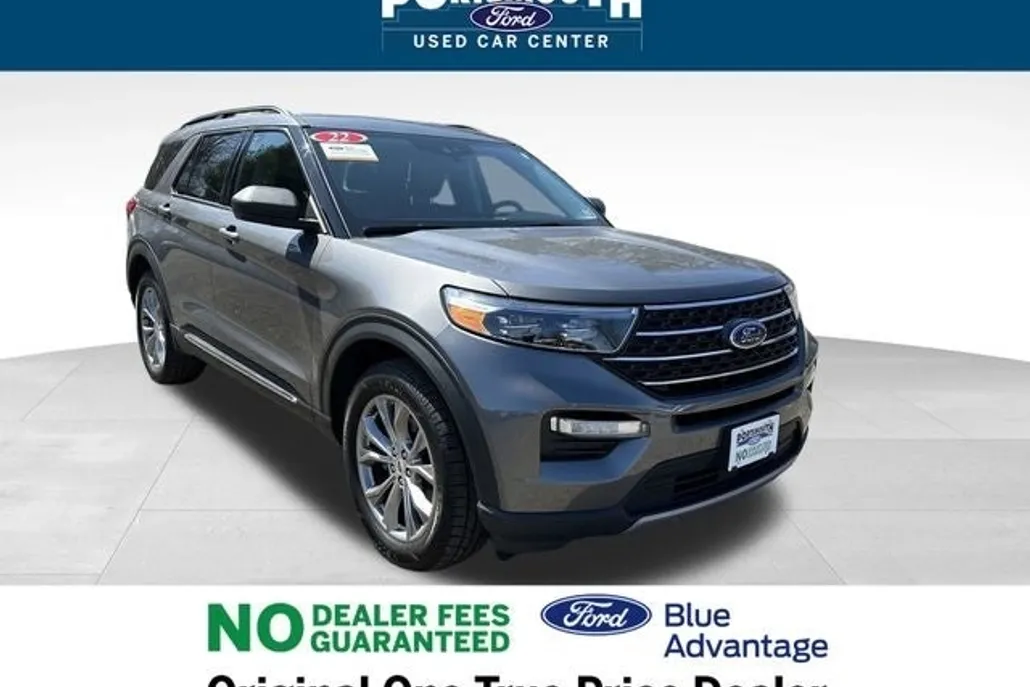 2022 Ford Explorer XLT photo 1