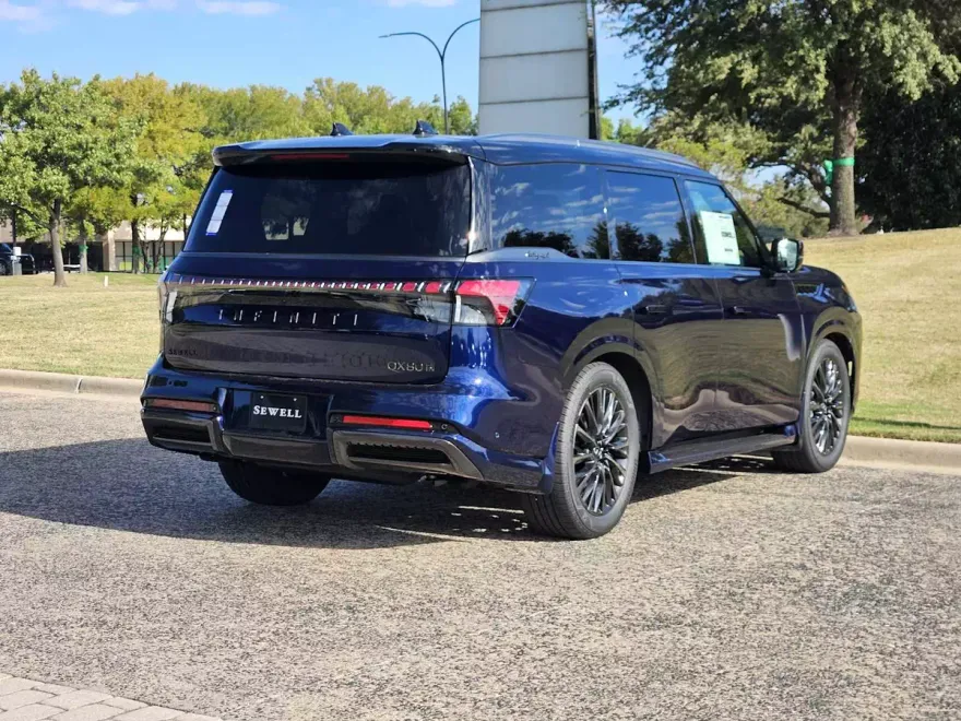 2026 Infiniti QX80 photo 1