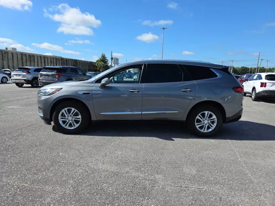 2019 Buick Enclave Essence photo 1
