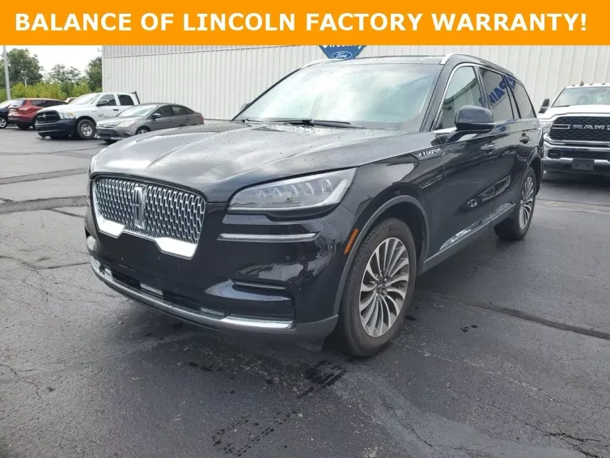2023 Lincoln Aviator Standard photo 1