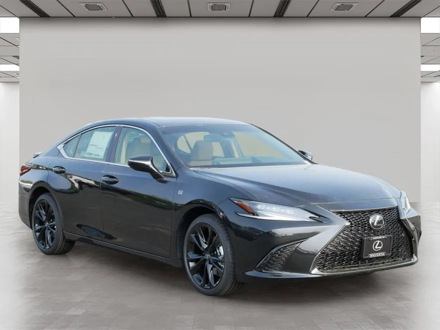 2025 Lexus ES 300h F SPORT Design photo 1