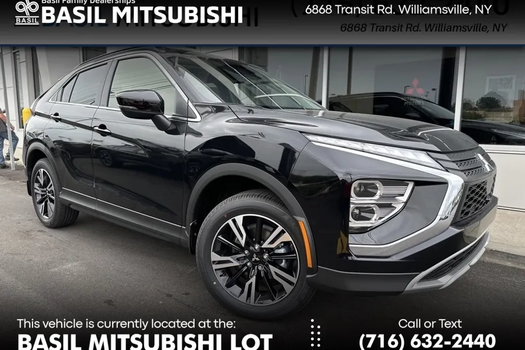 2025 Mitsubishi Eclipse Cross SE photo 1