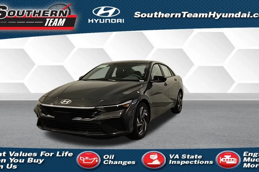 2025 Hyundai Elantra SEL Sport photo 1