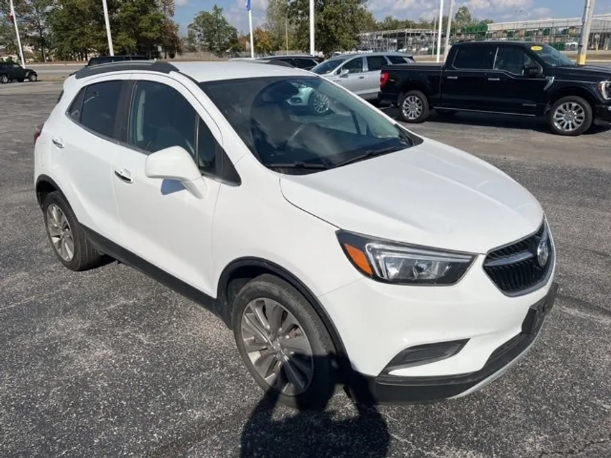 2020 Buick Encore Preferred photo 1