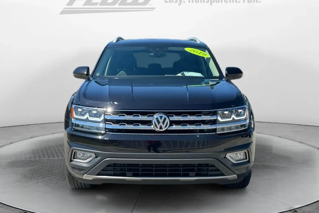 2019 Volkswagen Atlas V6 SEL photo 1