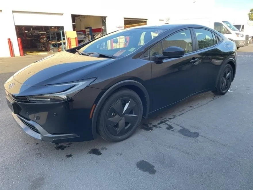 2024 Toyota Prius Limited photo 1