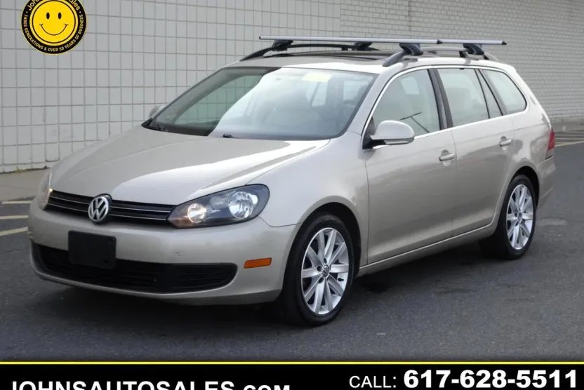 2013 Volkswagen Jetta SportWagen TDI photo 1