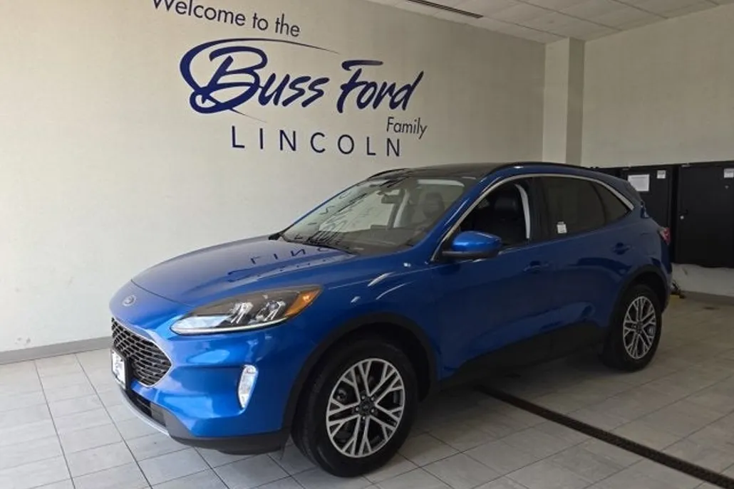 2021 Ford Escape SEL photo 1