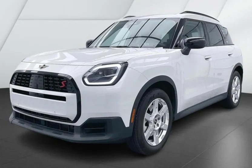 2025 Mini Countryman S ALL4 photo 1