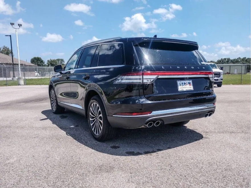 2023 Lincoln Aviator Reserve photo 1