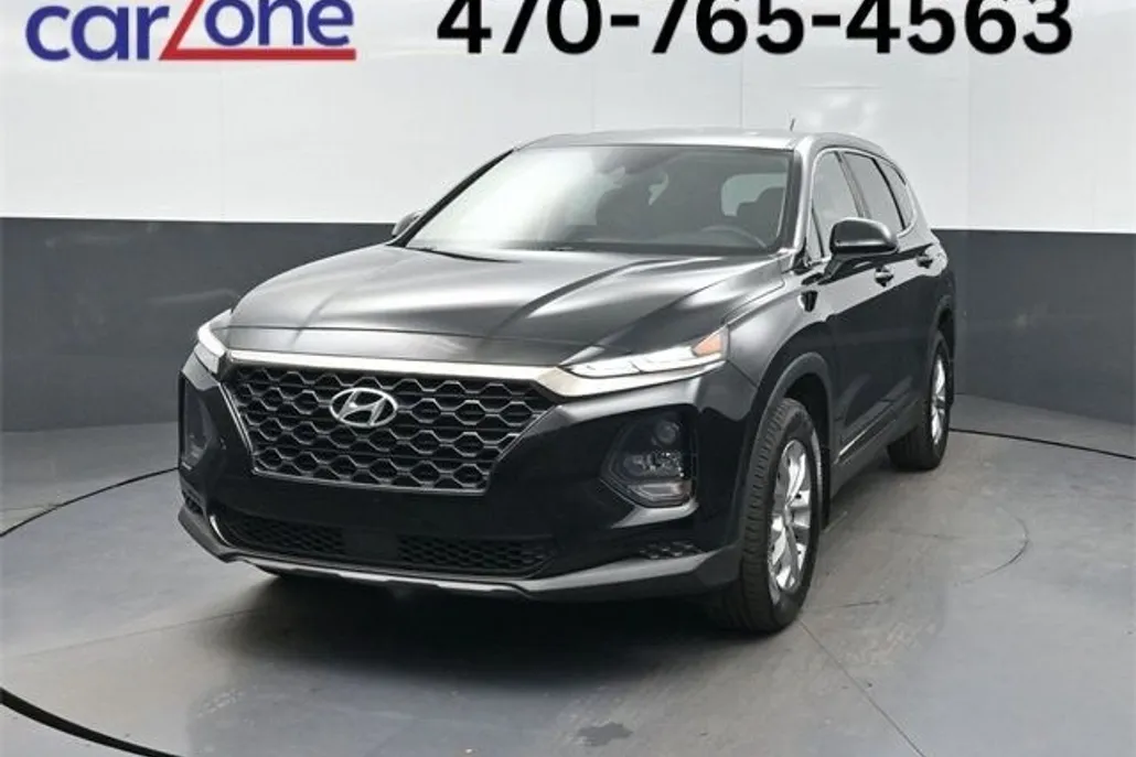 2019 Hyundai Santa Fe SE photo 1