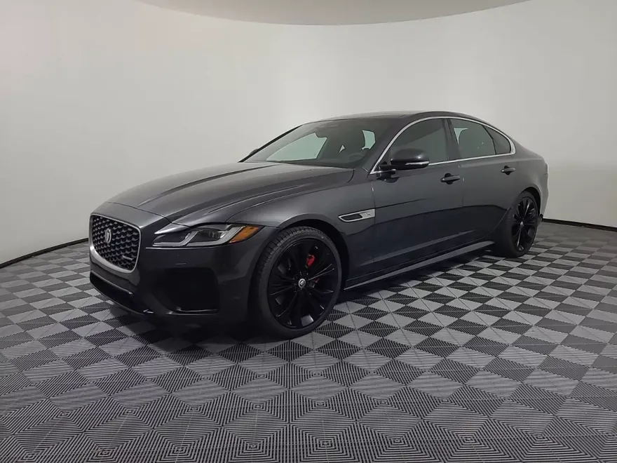2024 Jaguar XF R-Dynamic SE photo 1