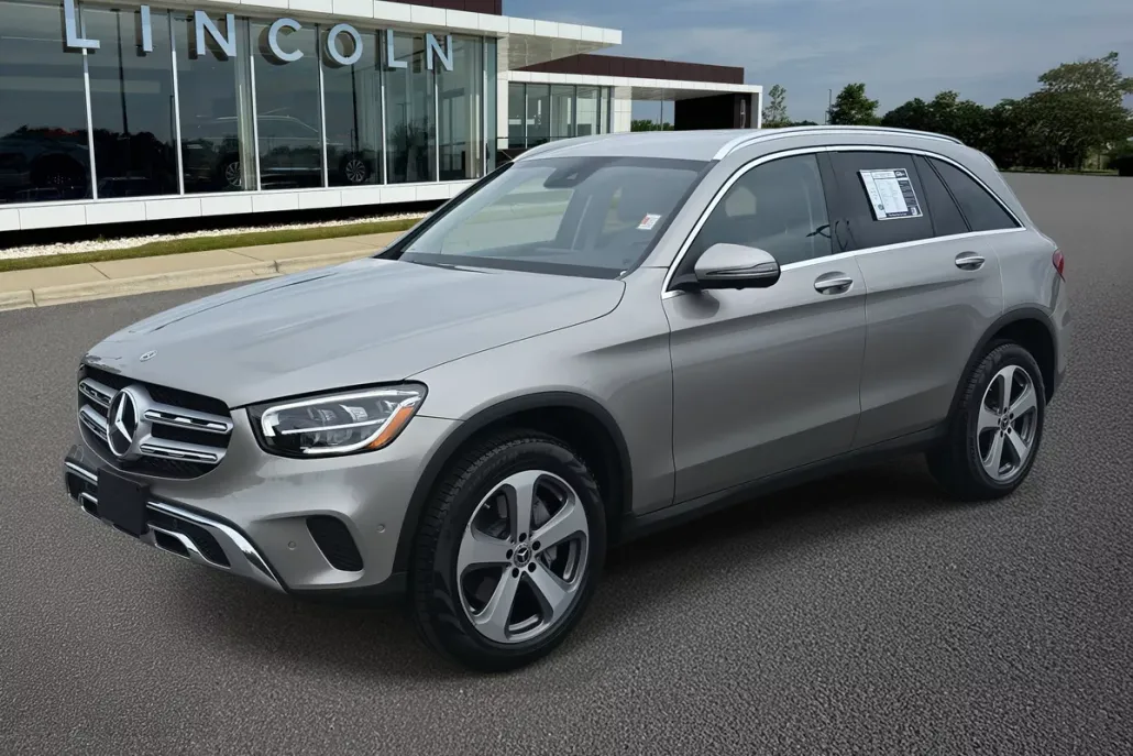 2022 Mercedes Benz GLC 300 photo 1