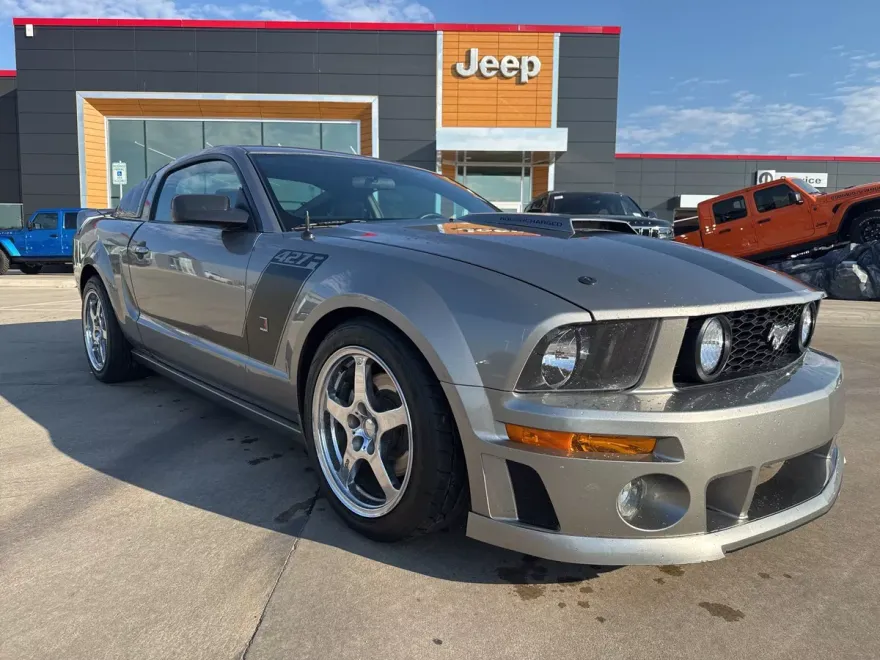 2008 Ford Mustang GT Deluxe photo 1