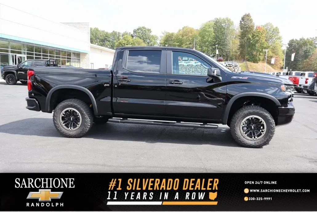 2025 Chevrolet Silverado 1500 ZR2 photo 1