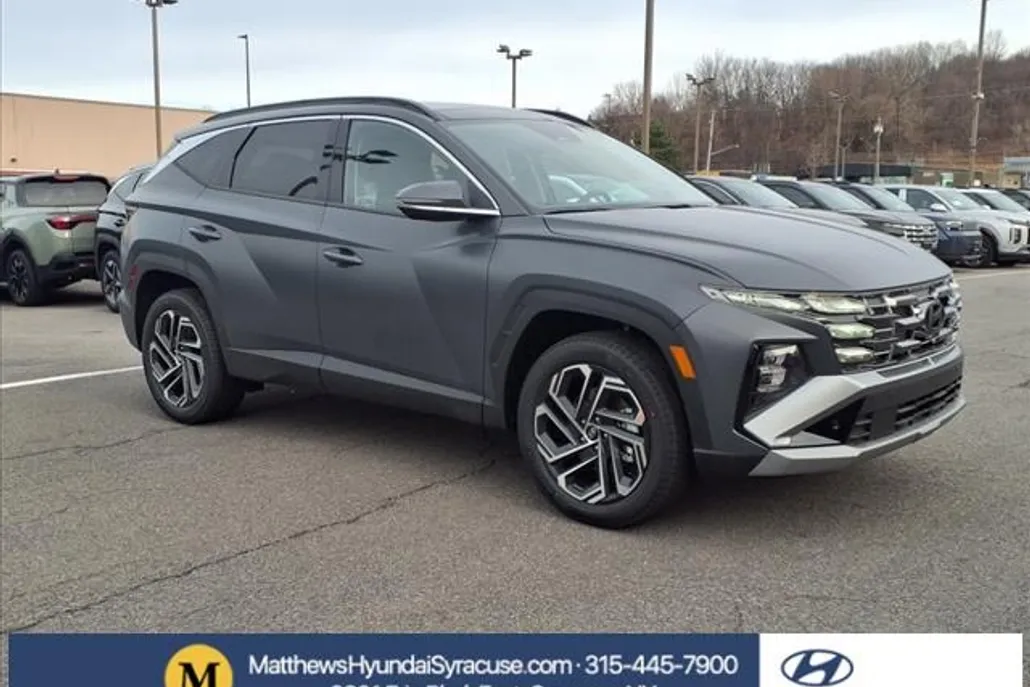 2025 Hyundai Tucson Limited photo 1